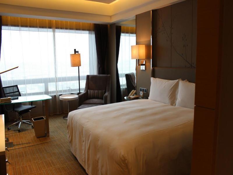 Boyue Shanghai Hongqiao Airport Hotel - Air China Bagian luar foto